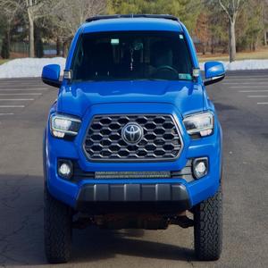 Toyota Tacoma TRD Off-Road Double Cab 4x4 2020 - Product Image 1