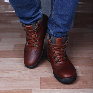 Botas Resistentes Color Bronceado para Hombre, Calzado Casual Contemporáneo, Diseño Cómodo hasta el Tobillo para Viajes, Caminatas y Actividades al Aire Libre - Product Image 3