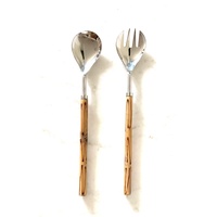Servidor de ensalada de plata de acero inoxidable Diseño de bambú Servidor de ensalada de mango largo hecho a mano Juego de cubiertos decorativo real económico