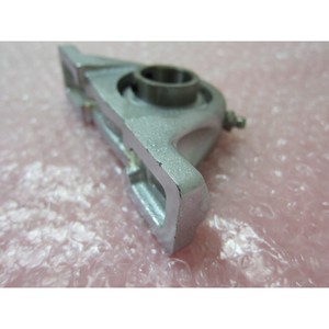 4 AMAT 3060-01689 BRG Pillow BLK 1.0 SFT 3/8 Bolt - อุปกรณ์และชิ้นส่วนเซมิคอนดักเตอร์ระดับโลกที่เชื่อถือได้ - Product Image 4