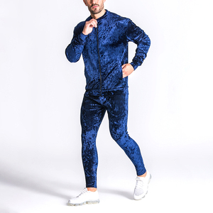 Pantalones Deportivos Sublimados con Capucha, Diseño Nuevo, Unisex, Conjunto Deportivo de Dos Piezas, Personalizable con Logotipo, Impresión Completa - Product Image 1