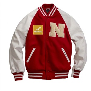 Veste universitaire en laine rouge pour homme Relevo avec broderie et logo, manches blanches, style preppy, vêtement d'automne - Product Image 1
