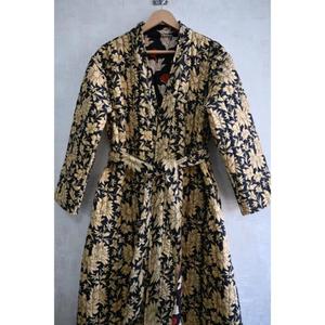 Chaqueta Kimono de Algodón Floral Hecha a Mano con Cuello en V para Mujer, Bata Larga Estilo Boho Indio, Ligera, con Cierre de Cordón - Product Image 4