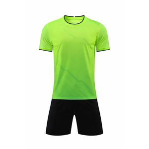 ชุดฟุตบอลคุณภาพสูงสำหรับผู้ชาย ดีไซน์ใหม่ ชุดฝึกซ้อมฟุตบอล ชุดทีม - Product Image 1