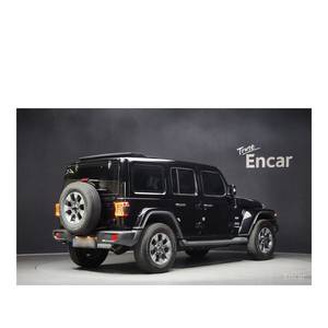 Jeep Wrangler 2.0 Overland 2023, SUV de 4 Puertas con Techo Eléctrico, Caja de Cambios Automática, Volante a la Izquierda, Asientos de Tela, Cámara Trasera, 41,632 km - Product Image 2