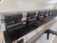 Machine à cintrer la tôle à prix avantageux, machine à plier à commande manuelle, presse plieuse