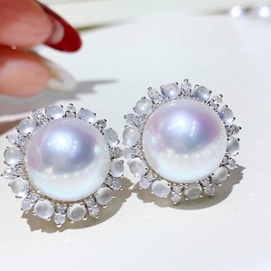 ต่างหูเงินแท้ 925 รูปนางฟ้าตัวน้อย ดีไซน์ริบบิ้น ประดับลูกปัดทองธรรมชาติ 11-12 มม. มีตำหนิเล็กน้อย แฟชั่นทันสมัย พร้อมกล่องของขวัญ - Product Image 2