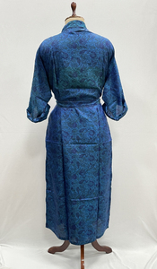 Robe de chambre kimono en soie faite main indienne, style bohème chic, vêtement de détente pour femme, manches longues, robe de mariée, logo sur le devant, douce - Product Image 3
