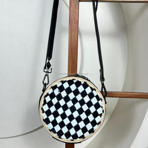 Nouveau sac à bandoulière rond en cuir véritable fait à la main en gros, noir et blanc à carreaux, grande capacité, sac à main pour femmes et filles - Product Image 5
