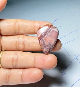Lot en Gros de Cabochons en Mookite Rose Naturelle Effet Changeant de Couleur, 53 Carats, Formes et Tailles Variées, pour la Fabrication de Bijoux - Product Image 3