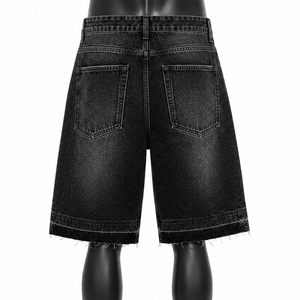 Shorts en jean baggy noirs personnalisés pour hommes avec strass en forme de croix, style streetwear, OEM ODM, vente en gros, fabricant de shorts en jean tendance - Product Image 2