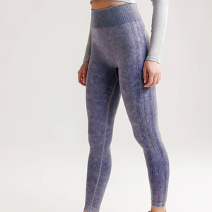 Leggings de sport et de yoga pour femmes 2025-26 avec logo personnalisé, effet froncé aux fesses, vente en gros, pantalons d'entraînement pas chers avec logos de marque - Product Image 1