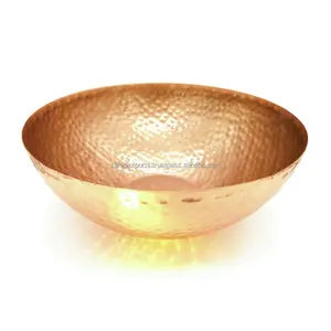 Tazón de Metal Pulido de Lujo, Pieza de Diseño para el Hogar de Tendencia Global, Tazones de Diseño Exclusivo Internacional de Zahid Exports en India - Product Image 1