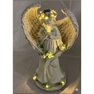 Statue d'ange de jardin décorative d'extérieur avec lumière LED solaire - Product Image 5
