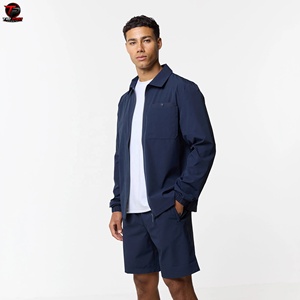 Conjunto Deportivo Tri Pro Sports Personalizado para Hombre, Verano, Poliéster, Estilo Vintage, Corte Holgado, Ligero, Chaqueta Cortavientos con Cierre y Pantalones Cortos - Product Image 4