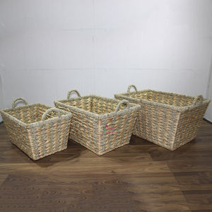 Cestas tejidas rectangulares naturales de algas marinas con asas, elegante organizador hecho a mano para regalos y decoración del hogar - Product Image 1