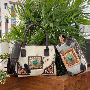 Conjunto combinado de 2 piezas a la moda 2025, bolsa de viaje para equipaje, bolsa de viaje de cuero de vaca genuino y bolsa de aseo combinada para hombres y mujeres - Product Image 4