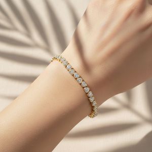 สร้อยข้อมือเพชรทรงหัวใจ 8.00 กะรัต รับรองโดย IGI ชุบทอง 10K ความใส VVS2 สี E ระดับความเจิดจรัส ของขวัญแต่งงาน - Product Image 6