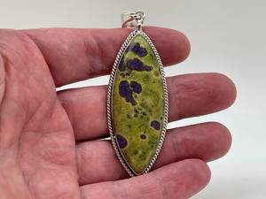 Pendentif en jaspe vert, argent sterling 925, fait à la main, 3,5 pouces, collier en pierres précieuses naturelles, bijoux fantaisie, cadeau pour femmes - Product Image 2