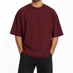 เสื้อยืดโอเวอร์ไซส์ทรงบ็อกซี่สำหรับผู้ชาย พิมพ์โลโก้ได้ตามต้องการ คุณภาพสูง ผ้าฝ้าย 100% เป็นมิตรต่อสิ่งแวดล้อม ระบายอากาศได้ดี ดีไซน์แบบดิสเทรส - Product Image 3