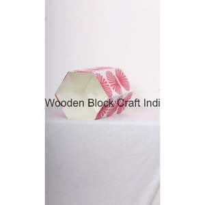 Cubo de Basura de Papel con Tapa Abatible y Diseño Floral, Ecológico, con Capacidad Personalizada para Uso en Interiores y Exteriores - Product Image 3