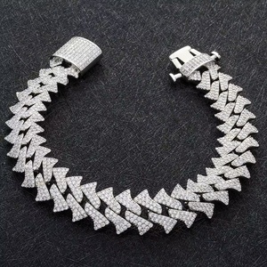 Collier de luxe pour homme en argent 925 avec diamants de laboratoire, chaîne à maillons chevron, style audacieux, bijoux de mode pour homme, nouveau style - Product Image 5