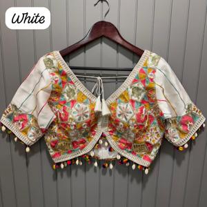 Blusa de Seda Italiana Vintage con Bordado de Encaje Kaudi Pumpum, Especial para el Gran Navratri, con Espejo de Mano de Regalo, Camisa Elegante - Product Image 5