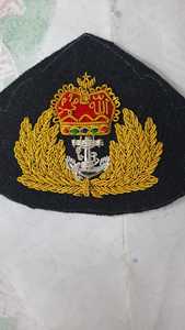 Patch triangulaire en feutre non tissé fait main avec motif couronne, ancre et couronne de laurier brodés, appliqué à coudre pour sacs - Product Image 6