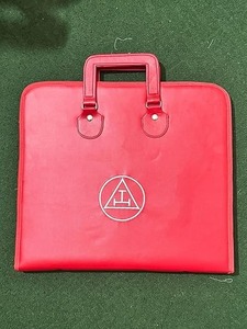 Conjunto de Regalia Masónica del Arco Real – Mandil de Capítulo, Collar de Cadena, Guantes y Estuche de Transporte – Kit Masónico para Sacerdote Superior/Excelente Compañero - Product Image 6