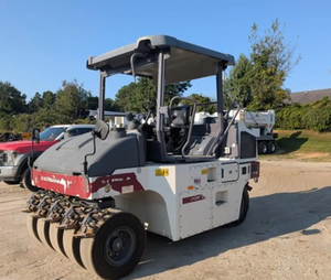 Ventas Industriales 2022: Rodillo Neumático de 6 Toneladas, 1760 mm, Compactador de 9 Ruedas con Neumáticos de Goma - Product Image 3