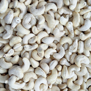 Cheap Bulk Ready To Ship Raw Cashew Nuts WW180, WW240, WW320, LP, WS Cashew Nuts Bulk Cashew Nuts Low MOQ - Product Image 1