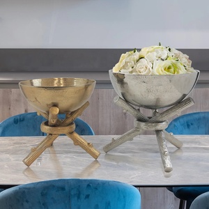 Juego de 2 cuencos de aluminio hechos a mano para hoguera, diseño clásico con acabado dorado y plateado para decoración de mesa de fiesta - Product Image 3