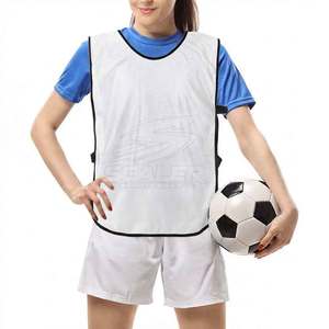 Lightweight Soccer Training Bibs With Mesh Fabric Different Color Options For <b>Coaches</b> Players And Football Training - Product Image 3