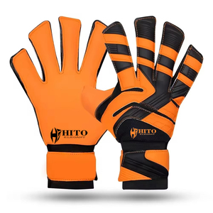 Gants de gardien de but de football personnalisés noir et orange avec latex allemand de 4 mm, coupe négative, embossage en latex allemand - Product Image 1