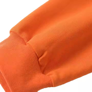 Haut court à capuche pour femme en molleton de coton à manches longues, style streetwear, avec logo personnalisé, idéal pour le sport et la course, ou comme veste en molleton vierge - Product Image 5