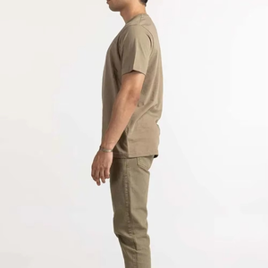 เสื้อยืดผู้ชายขายส่ง บริการ OEM ออกแบบใหม่ตามสั่ง เสื้อผ้าลำลองสำหรับผู้ใหญ่ ไซส์มาตรฐาน สตรีทแวร์ ผู้จัดจำหน่ายขายส่งในสหรัฐอเมริกา ขายออนไลน์แบบ B2B - Product Image 5