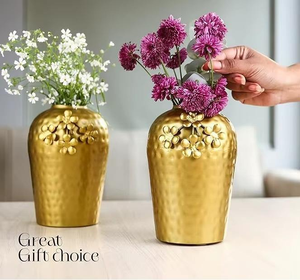 Gold <b>Flower</b> Design Metal Vase Perfecto For Living Room Table Centerpiece And Special Occasion Event <b>Display</b> From India - Product Image 2