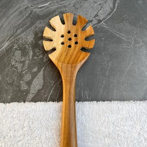 Cuchara para Servir Arroz de Madera WOQI, Utensilio de Cocina Resistente al Calor, Protege las Sartenes - Product Image 5