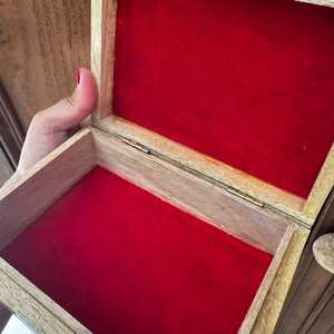 Caja Organizadora de Joyas Rectangular de Madera Natural con Múltiples Compartimentos para Collares, Pendientes, Anillos, Pulseras y Accesorios Personales - Product Image 5