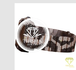 Montre de luxe pour femme en or noir avec diamants, exportateur indien, montre-bracelet à quartz élégante, bijou de mode, cadeau disponible à la vente - Product Image 3