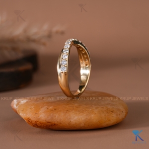 แหวนแต่งงานทองคำขาว 14K ลายไขว้ประดับเพชรทรงกลมเพาะเลี้ยง ดีไซน์โค้ง สามารถสวมซ้อนกันได้ เหมาะสำหรับผู้หญิงในโอกาสครบรอบแต่งงาน - Product Image 3