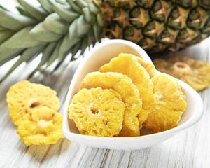 Casse-croûte sain d'ananas séché et sucré naturel Origine du Vietnam Ingrédients biologiques Approvisionnement OEM en vrac par 99 Exportateur de données d'or - Product Image 2