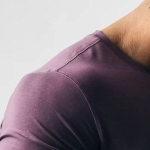 Ensemble T-shirt et short anti-rides pour homme de qualité supérieure, dernier design, respirant, vêtements de sport décontractés pour l'été, logo/couleur personnalisés - Product Image 5