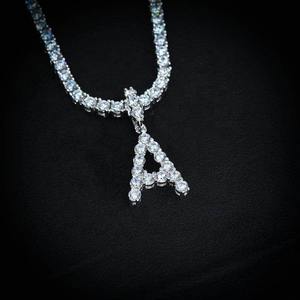 Collier personnalisé avec pendentif lettre en argent sterling 925, or massif 14K 18K, entièrement serti de diamants Moissanite, style Hip Hop - Product Image 1
