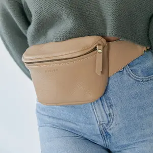 Hakiki deri Fanny paketi Minimalist Crossbody kalça çantası Bum kemer bel paketi hediyeler onun seyahat bel çantası için LWB-0094