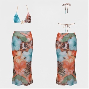 Ensemble bikini 2 pièces pour femmes, imprimé floral léopard, avec haut à bretelles et bas de jupe, maillot de bain extensible en spandex et polyester - Product Image 1