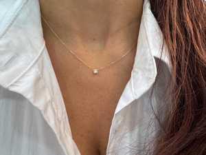 Collier vintage en or 18 carats avec diamant de laboratoire 1 carat taille brillant couleur E certifié IGI, idéal pour les soirées et occasions spéciales, cadeau - Product Image 4
