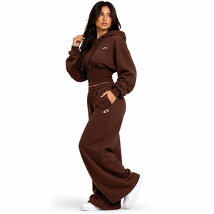 Ensemble de survêtement décontracté pour femme : sweats à capuche zippés et pantalons de jogging à jambes larges en molleton – Tenue athlétique deux pièces – Vente en gros - Product Image 4