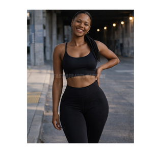 Conjunto de yoga activo de alta calidad diseñado con tela suave y transpirable, ajuste flexible, perfecto para yoga y entrenamiento físico. Con OEM. - Product Image 1