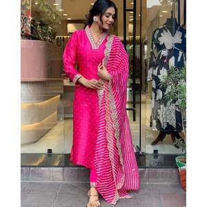 ATRACTIVO CHANDERI BORDADO IMPRESIÓN TRABAJO FONDO SUPERIOR CON DUPATTA - Product Image 1